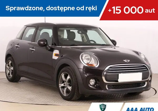 mini one MINI ONE cena 42000 przebieg: 64961, rok produkcji 2015 z Pieńsk